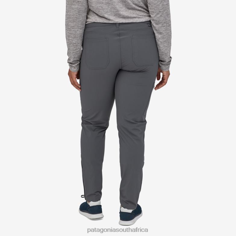 Women Skyline Traveler Pants-Short Black Patagonia Apparel P6ZJ6954